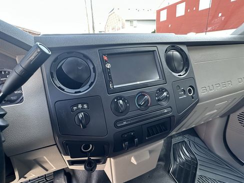 Used 2009 Ford F250 XL AWD/4WD image 28