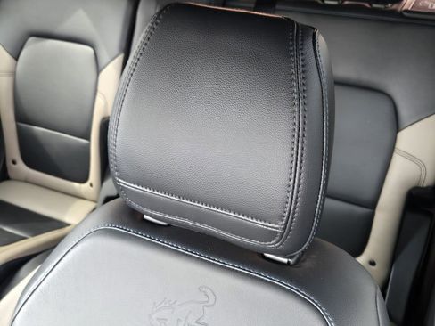 Used 2022 Ford Bronco Wildtrak image 21