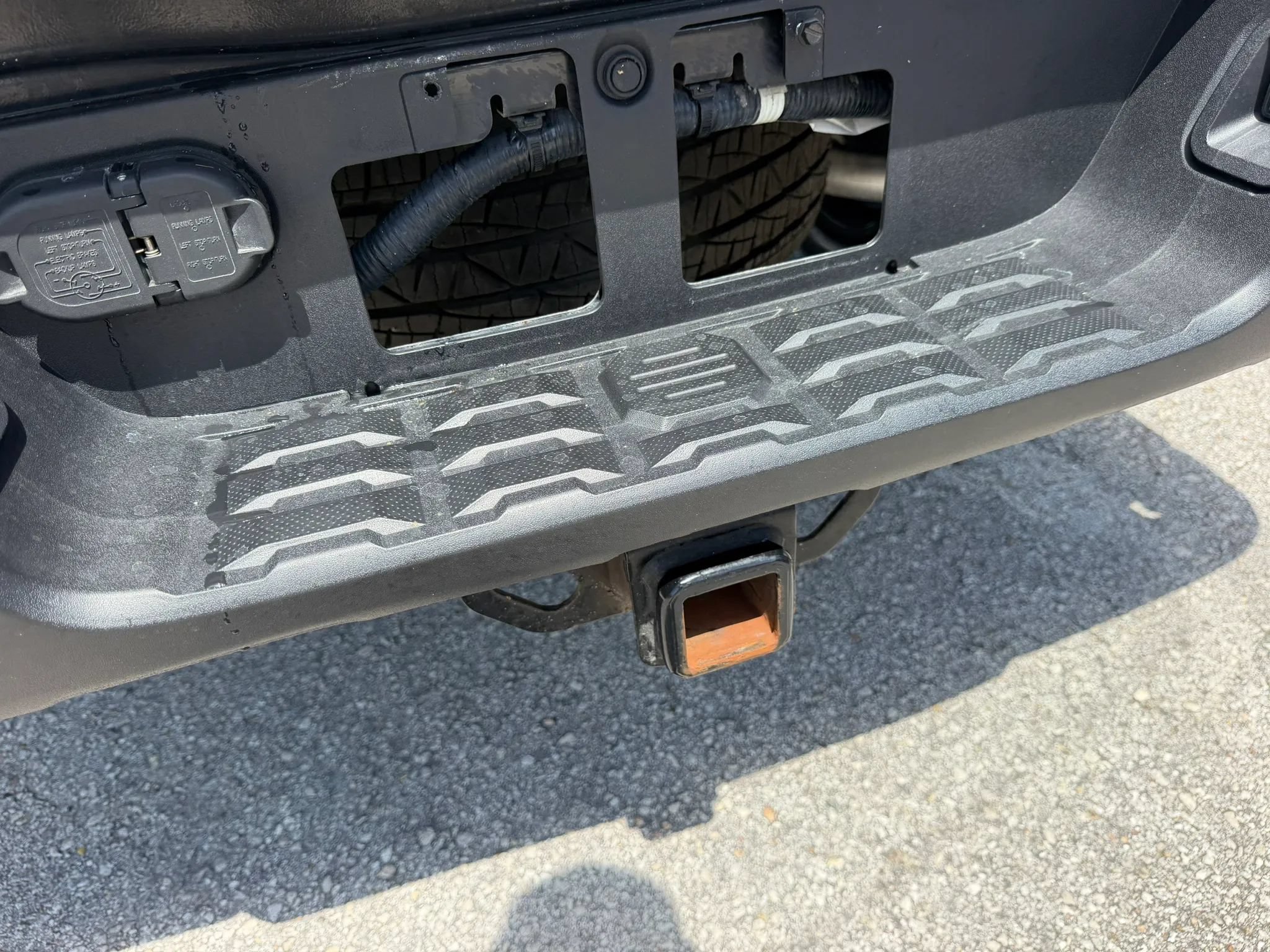 Used 2018 Toyota Tacoma SR5 AWD/4WD image 28