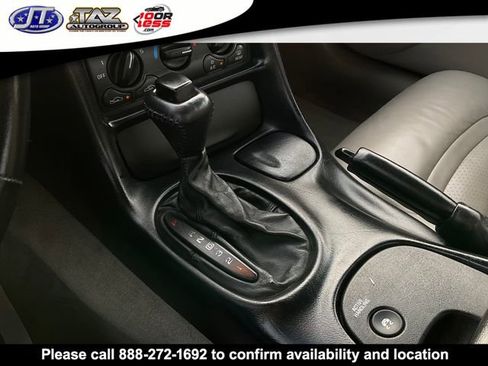 Used 1998 Chevrolet Corvette Convertible image 17