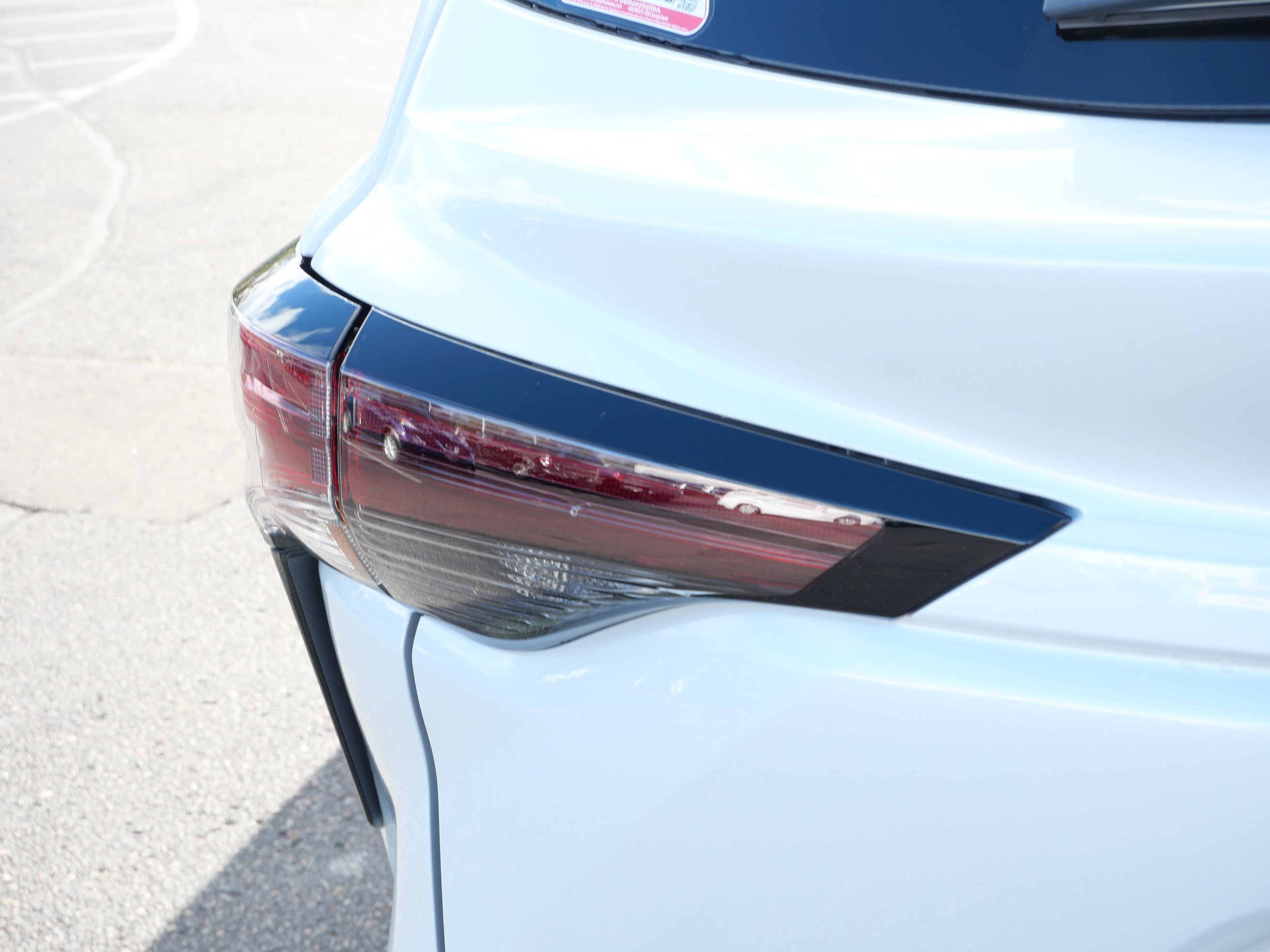 Certified 2026 Toyota Sienna XLE FWD image 17