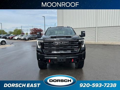 Used 2025 GMC Sierra 3500 AT4 w/ AT4 Premium Plus Package AWD/4WD image 3