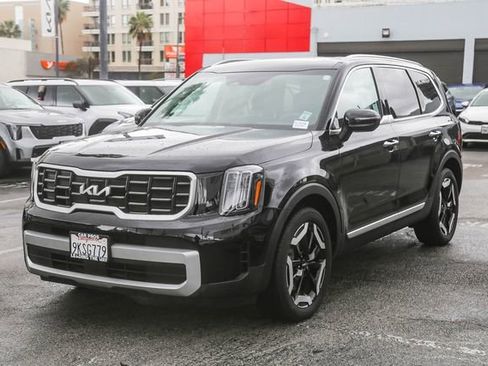 Used 2024 Kia Telluride S w/ S Sunroof Package image 5