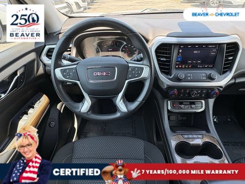 Used 2022 GMC Acadia SLE w/ Driver Convenience Package FWD image 16