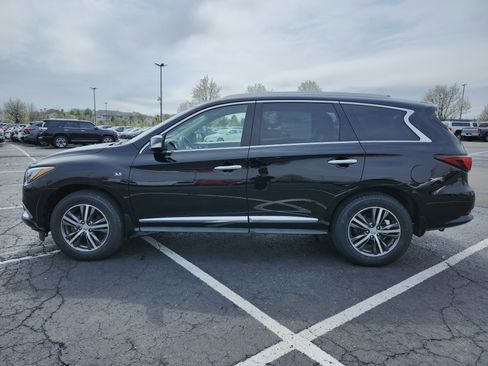 Used 2019 INFINITI QX60 Luxe w/ Essential Package image 7