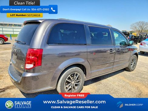 Used 2017 Dodge Grand Caravan GT FWD image 4