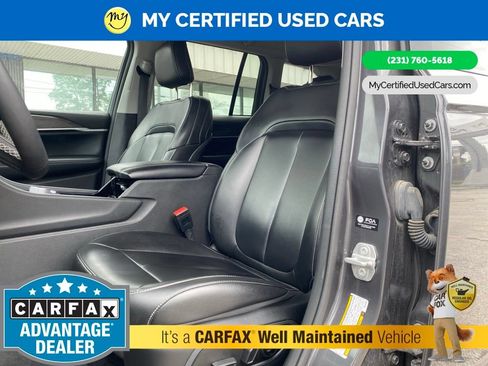 Used 2023 Jeep Grand Cherokee Limited AWD/4WD image 13