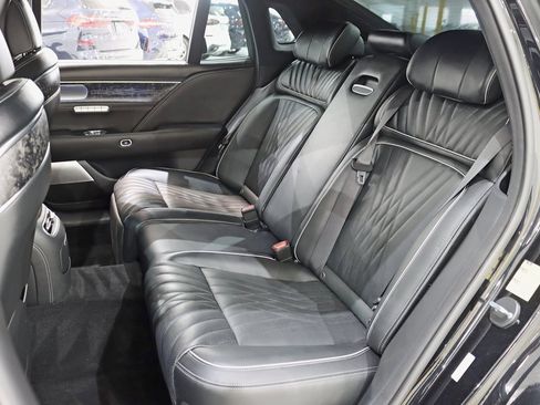 Used 2023 Genesis G90 3.5T image 32