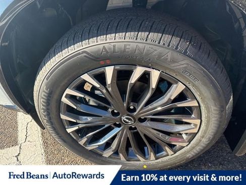 New 2026 Nissan Rogue Platinum w/ Platinum Premium Package image 5