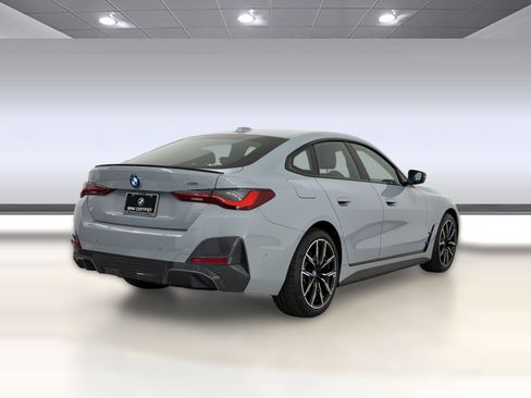 Used 2024 BMW i4 eDrive40 w/ M Sport Package RWD image 9