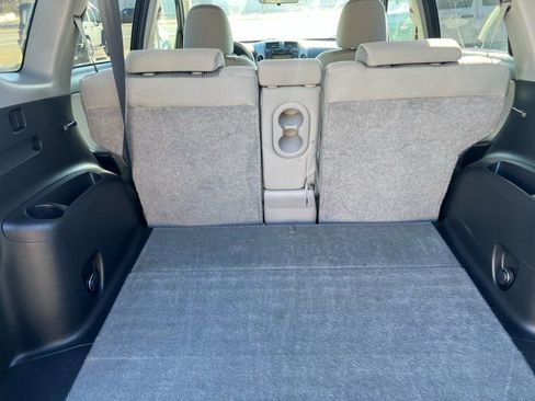 Used 2011 Toyota RAV4 2WD image 17