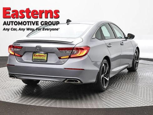 Used 2022 Honda Accord Sport image 5