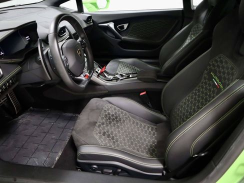 Used 2018 Lamborghini Huracan LP 580-2 RWD image 18