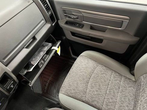 Used 2020 RAM 1500 Classic SLT w/ Luxury Group AWD/4WD image 35
