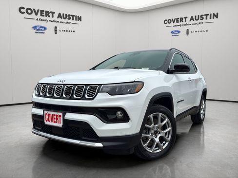 Used 2025 Jeep Compass Limited AWD/4WD image 1