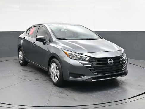 Certified 2025 Nissan Versa S w/ Trunk Package FWD image 1