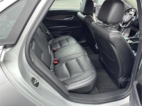 Used 2018 Cadillac XTS Premium Luxury image 16