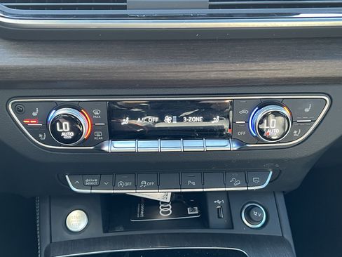 Used 2024 Audi Q5 2.0T Premium Plus w/ Premium Plus Package image 30