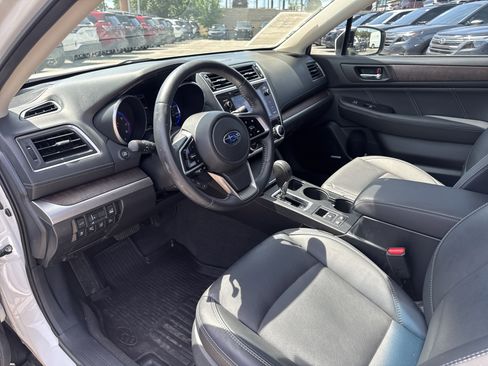 Used 2018 Subaru Outback 2.5i Limited AWD/4WD image 32