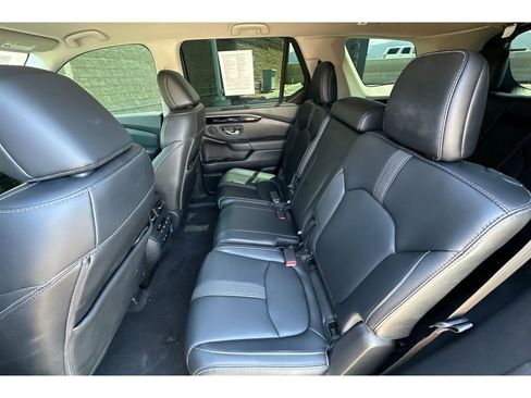 Used 2024 Honda Pilot EX-L image 14