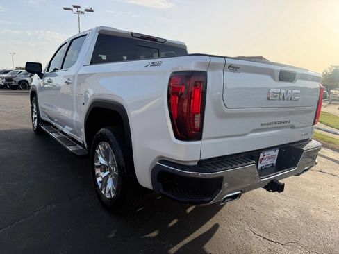 Used 2021 GMC Sierra 1500 SLT AWD/4WD image 13