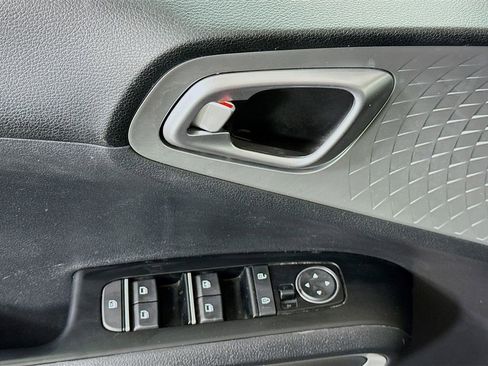 Used 2020 Kia Soul X-Line image 21