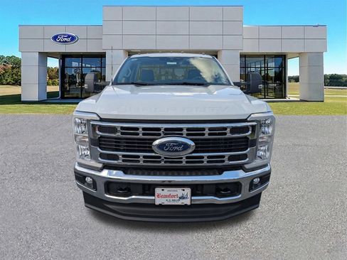 New 2025 Ford F350 XL w/ XL Chrome Package AWD/4WD image 9