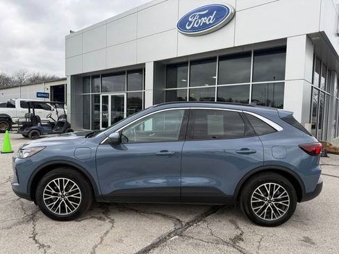 Used 2024 Ford Escape SE FWD image 4
