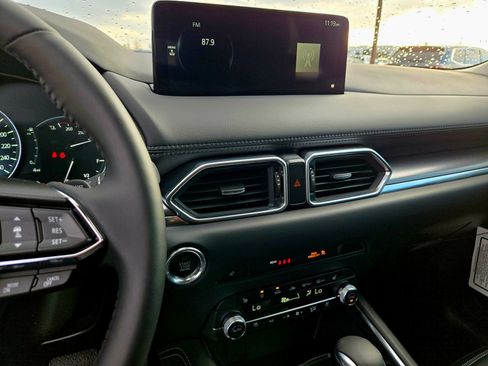 New 2025 MAZDA CX-5 AWD 2.5 S w/ Premium Plus Pkg image 12