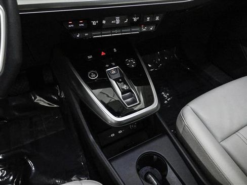 Certified 2023 Audi Q4 e-tron Prestige image 12