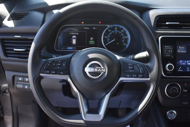 Used 2025 Nissan Leaf S FWD image 18