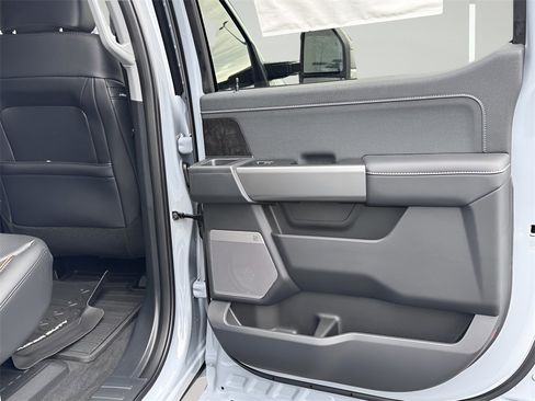 New 2026 Ford F250 Lariat w/ Lariat Ultimate Package image 32