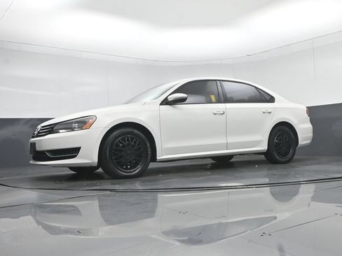 Used 2012 Volkswagen Passat 2.5 S FWD image 47