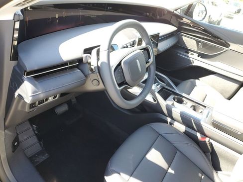 New 2026 Lincoln Nautilus Premier AWD/4WD image 19
