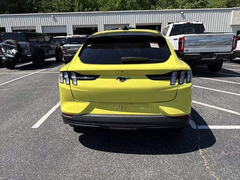 Used 2025 Ford Mustang Mach-E Select w/ Comfort Package Lite image 12