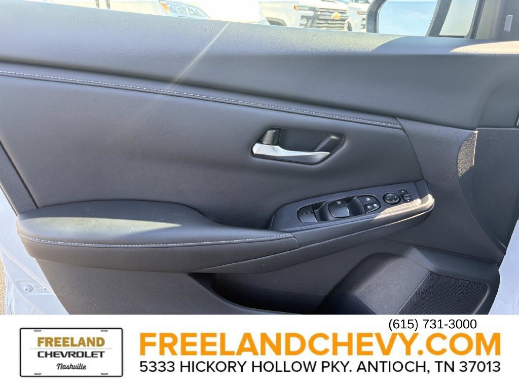Used 2024 Nissan Sentra SV FWD image 27