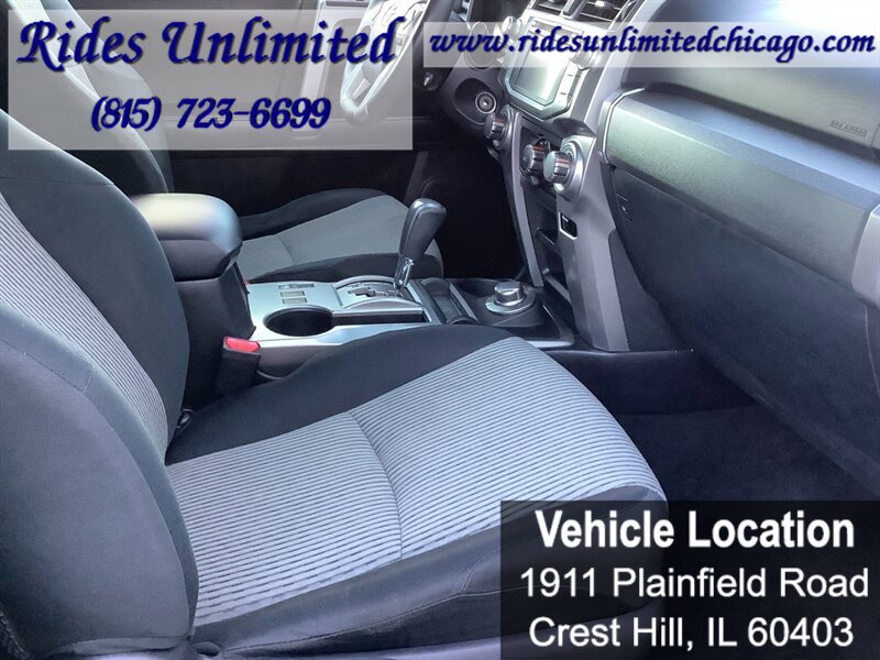 Used 2014 Toyota 4Runner SR5 AWD/4WD image 35