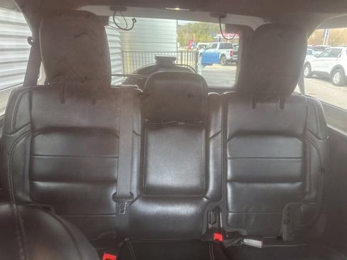 Used 2019 Jeep Wrangler Unlimited Sahara image 7