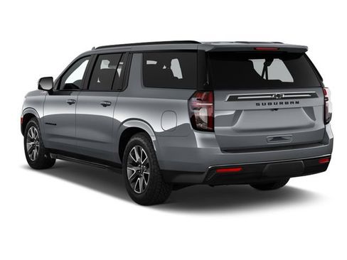 Used 2025 Chevrolet Suburban Z71 AWD/4WD image 2