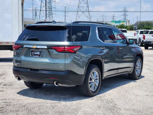 Used 2023 Chevrolet Traverse LT FWD image 7