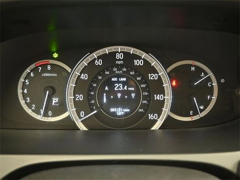Used 2016 Honda Accord Touring image 2