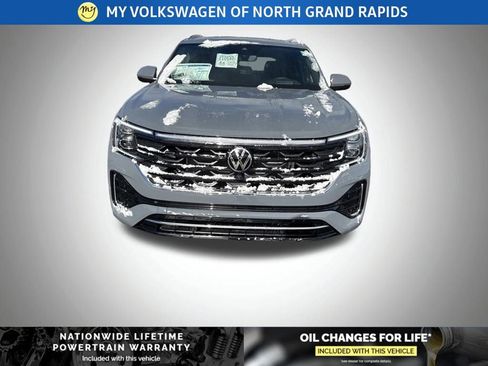 New 2026 Volkswagen Atlas Cross Sport SEL Premium R-Line AWD/4WD image 8