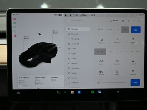 Used 2022 Tesla Model Y Long Range image 24