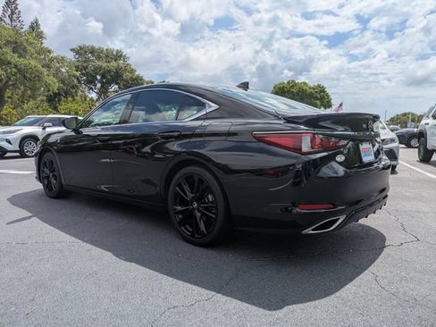 Used 2022 Lexus ES 350 F Sport w/ Accessory Package FWD image 6