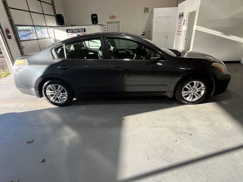Used 2012 Nissan Altima 2.5 SL w/ 2.5SL Pkg image 2