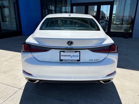 Used 2019 Lexus ES 350 w/ Premium Package FWD image 6