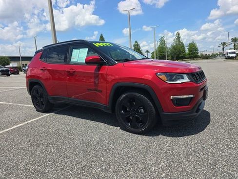 Used 2020 Jeep Compass Latitude FWD image 2