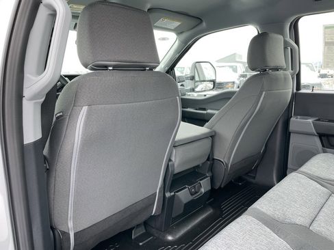 New 2026 Ford F250 XL w/ XL Chrome Package image 54