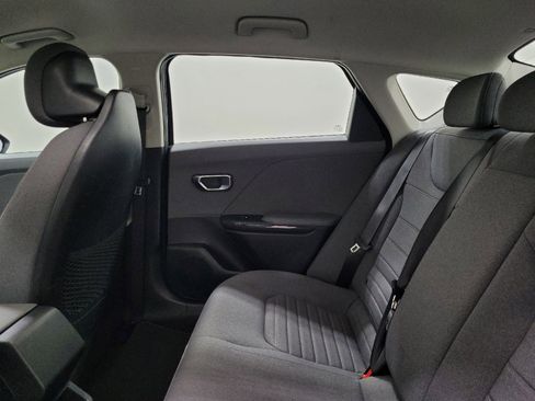 Used 2025 Kia K4 EX FWD image 18
