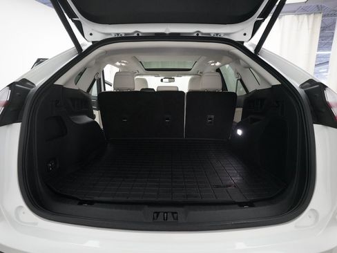 Used 2024 Ford Edge Titanium image 10